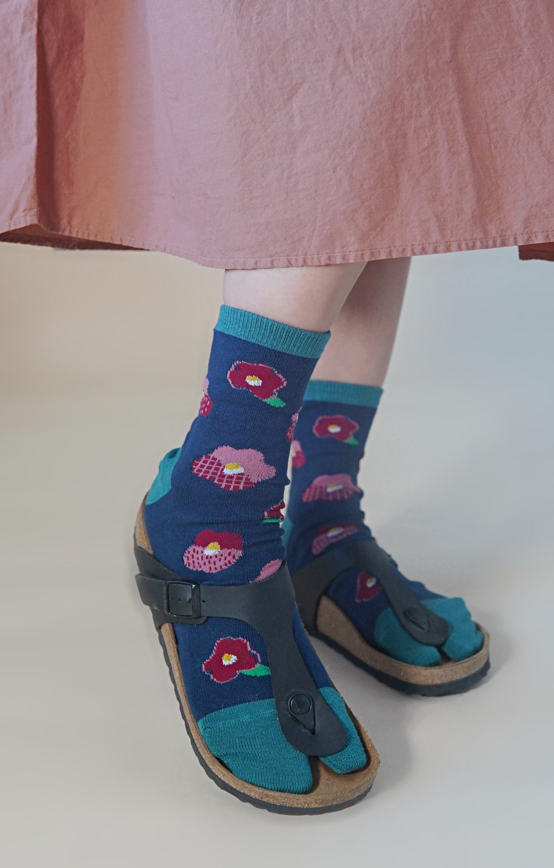 Camellia Tabi Socks - Super Strech